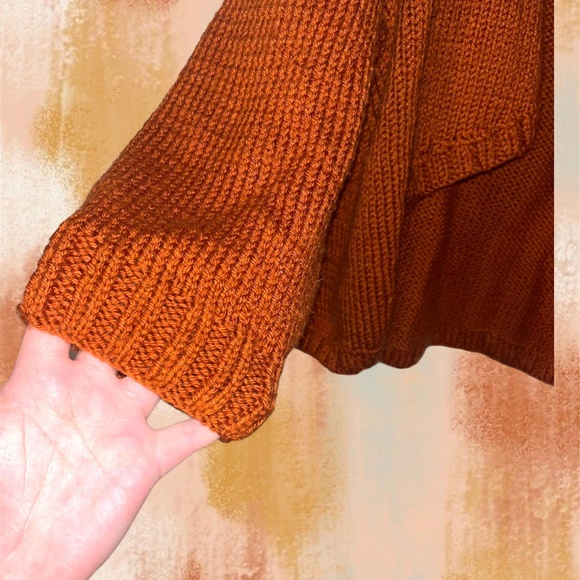 Handmade Crochet Burnt Orange Colored Sweater - Size: Medium - Picture 9 of 10